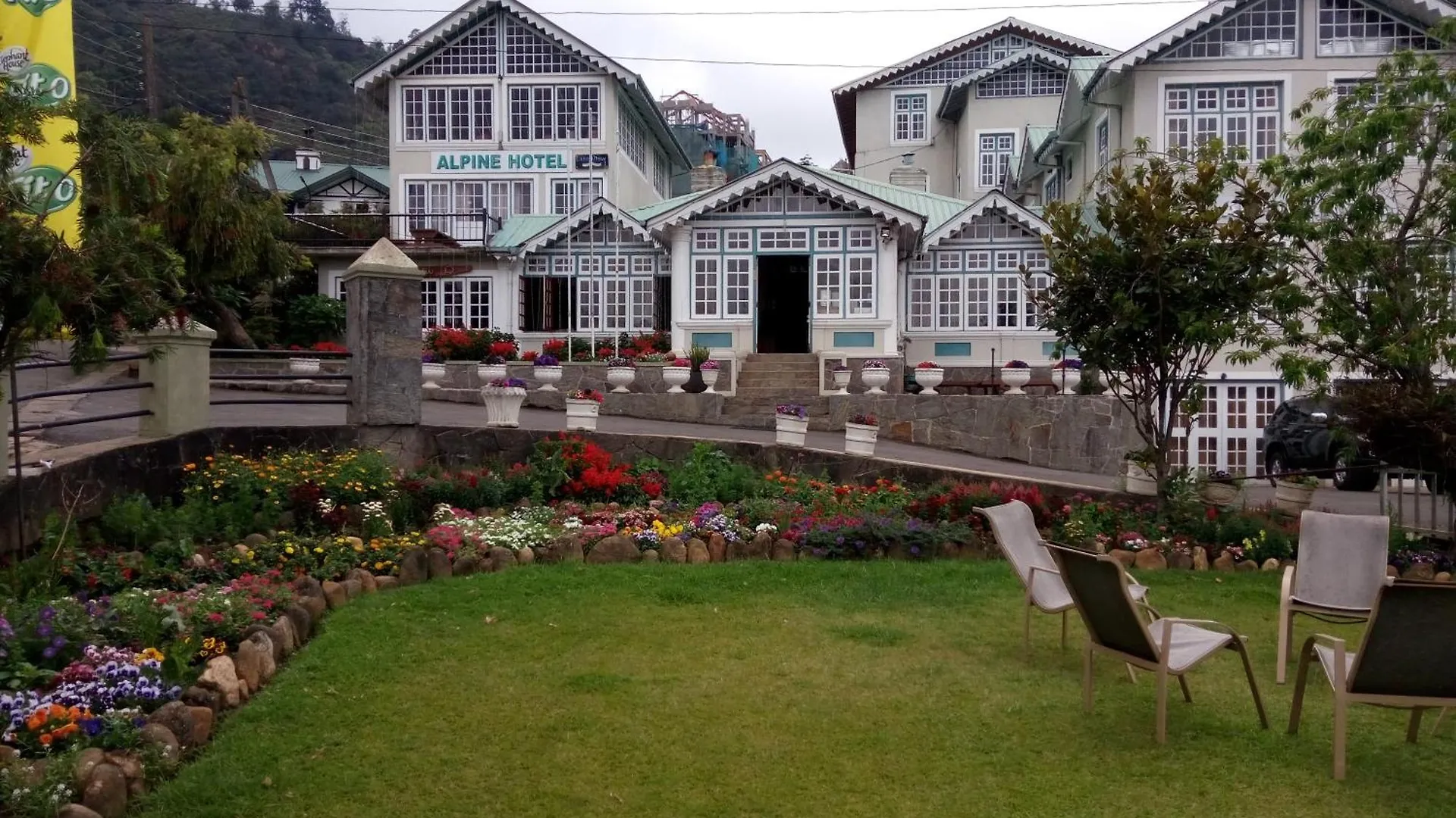 Alpine Hotel Nuwara Eliya Sri Lanca