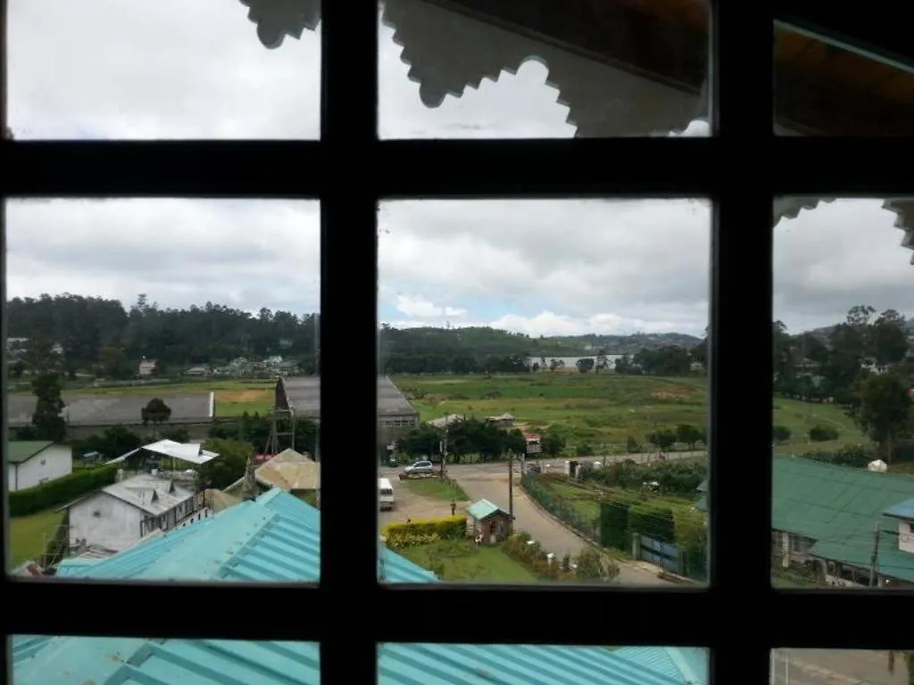 Alpine Hotel Nuwara Eliya