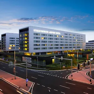 Steigenberger Airport Amsterdam 4*, Amsterdam Airport Schiphol Holandia