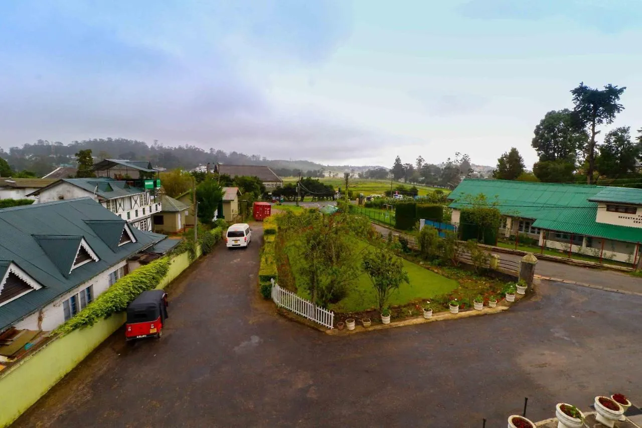 Alpine Hotel Nuwara Eliya 3*,